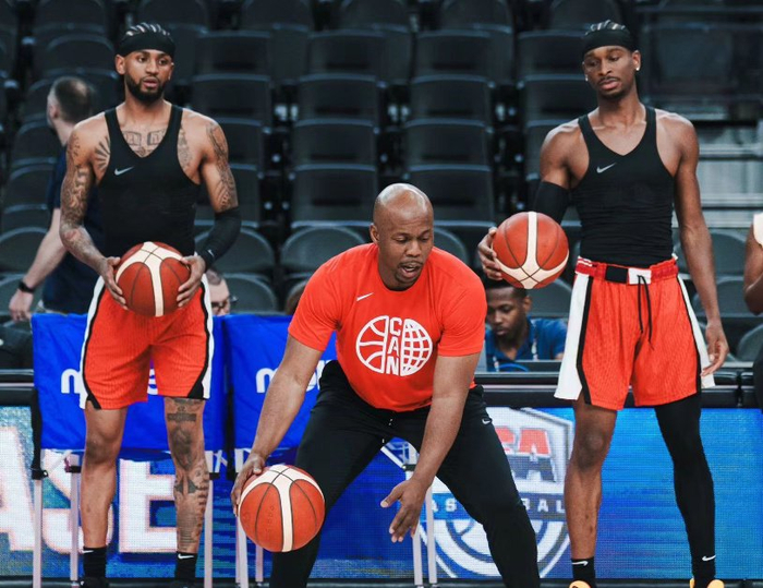 九游体育娱乐-今晨夏洛特黄蜂篮板制胜：CBA季后赛节点到来，信心回归，高层口径保持一致(美国nba季后赛最新消息)