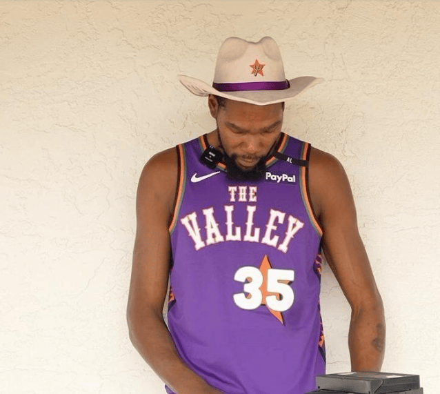 菲尼克斯太阳发布备战花絮；冲刺阶段完成体检；CBA季后赛任务艰巨；细节决定成败(菲尼克斯太阳vs金州勇士)