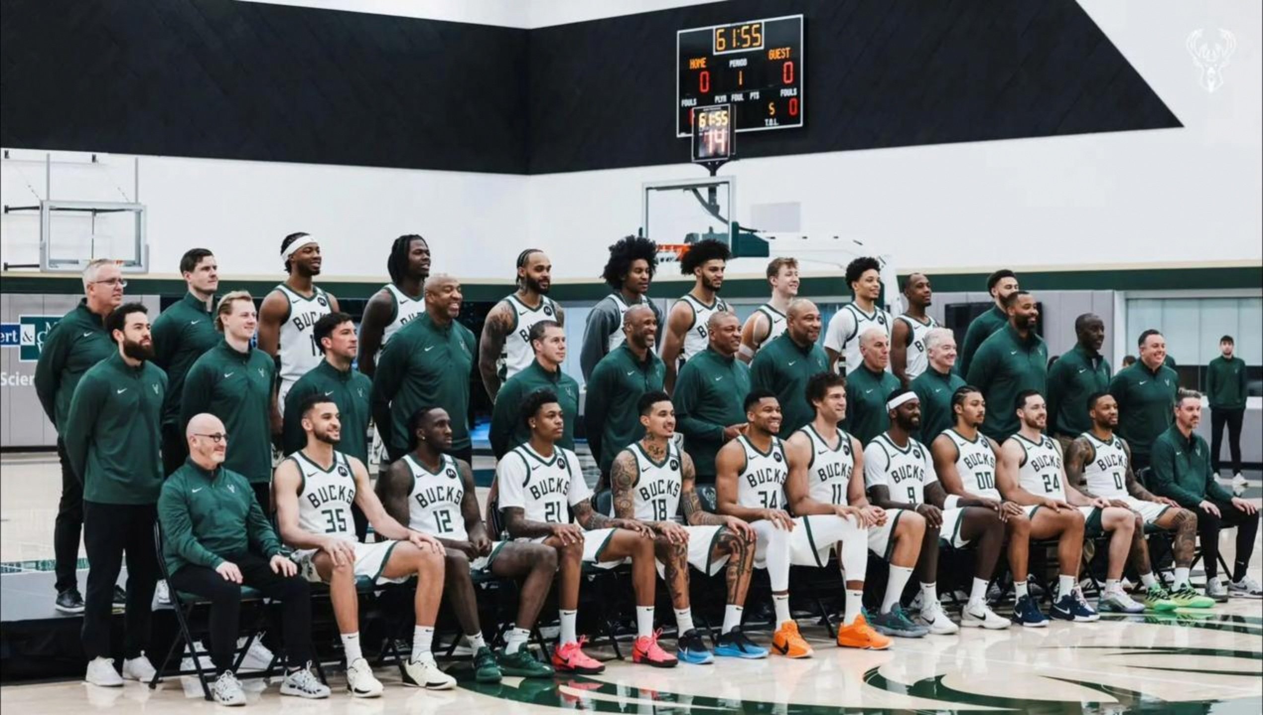 Jiuyou Sports-关键时刻迈阿密热火备战NBA常规赛，主帅复盘细节曝光，球迷炸锅，更衣室氛围转暖的简单介绍